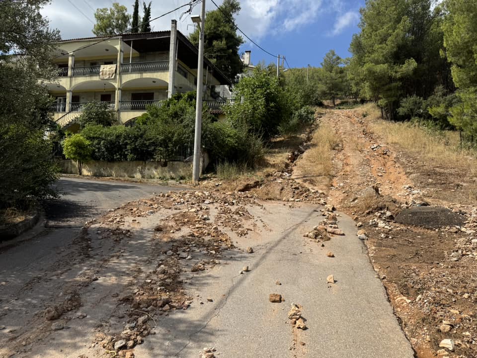 φερτα υλικα απο βροχοπτωση στο δροσια αττικης